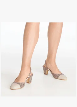 Akira Beige Houndstooth Block Heel Slingbacks