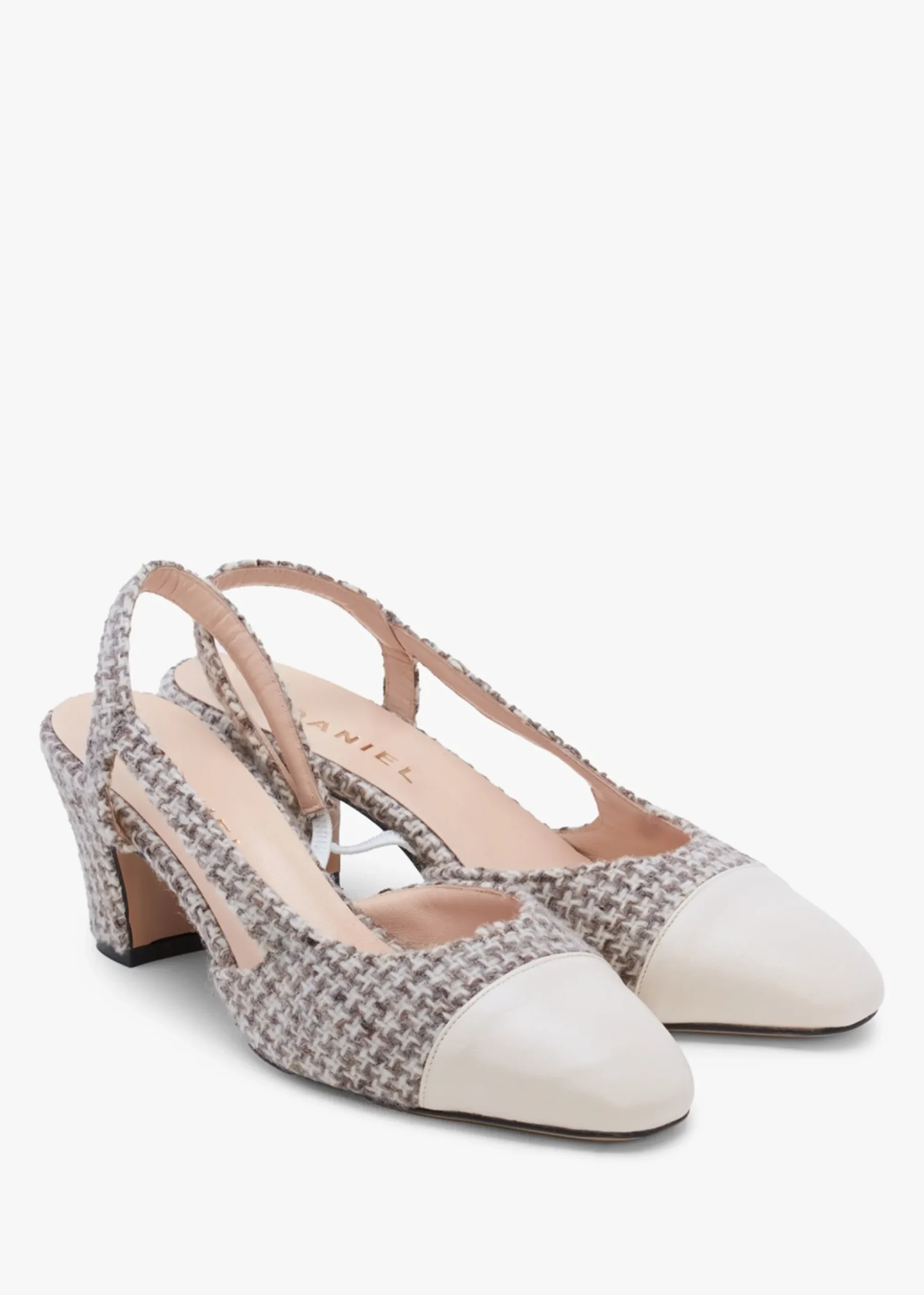 Akira Beige Houndstooth Block Heel Slingbacks