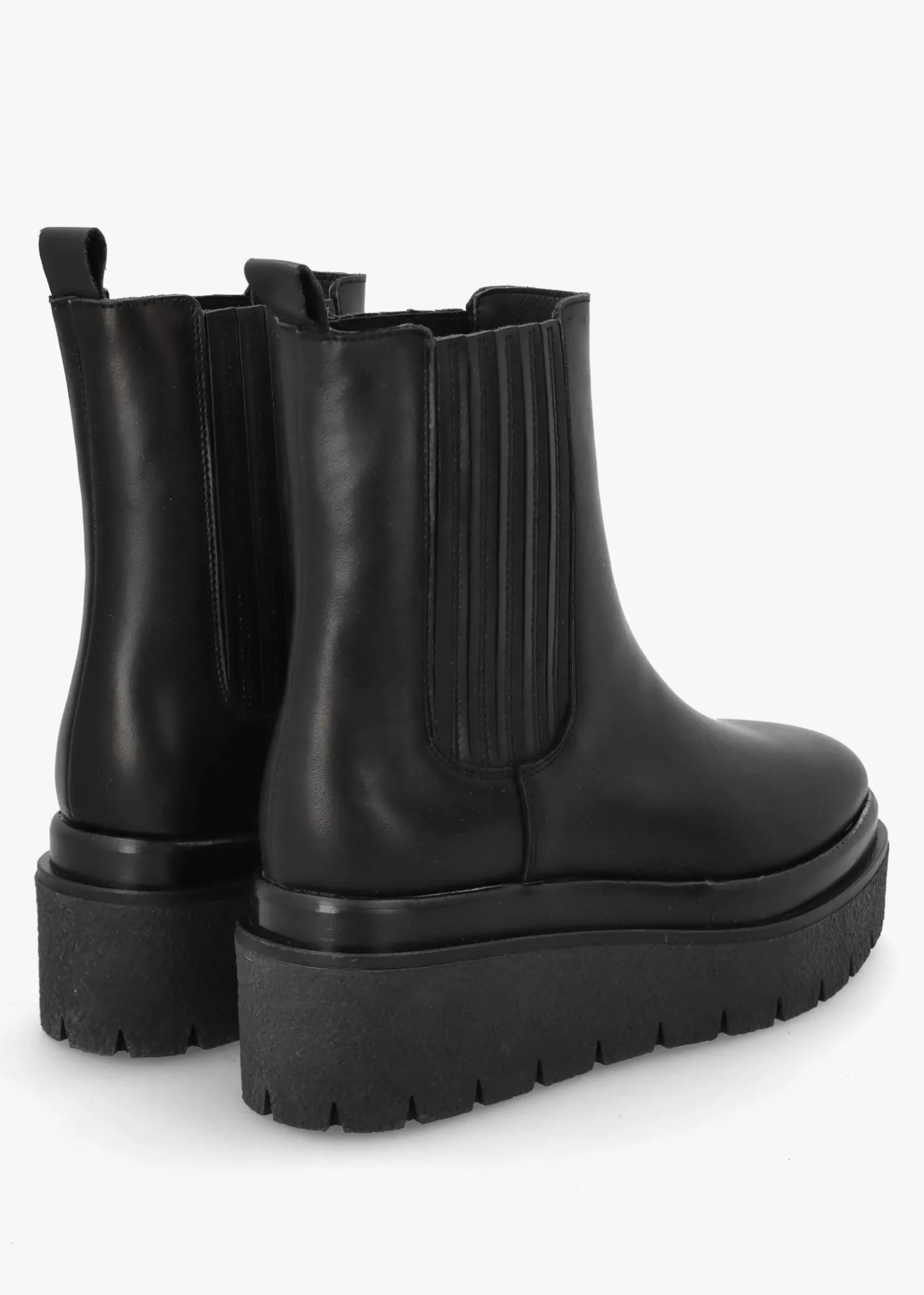 Alpie Black Leather Crepe Sole Chelsea Boots