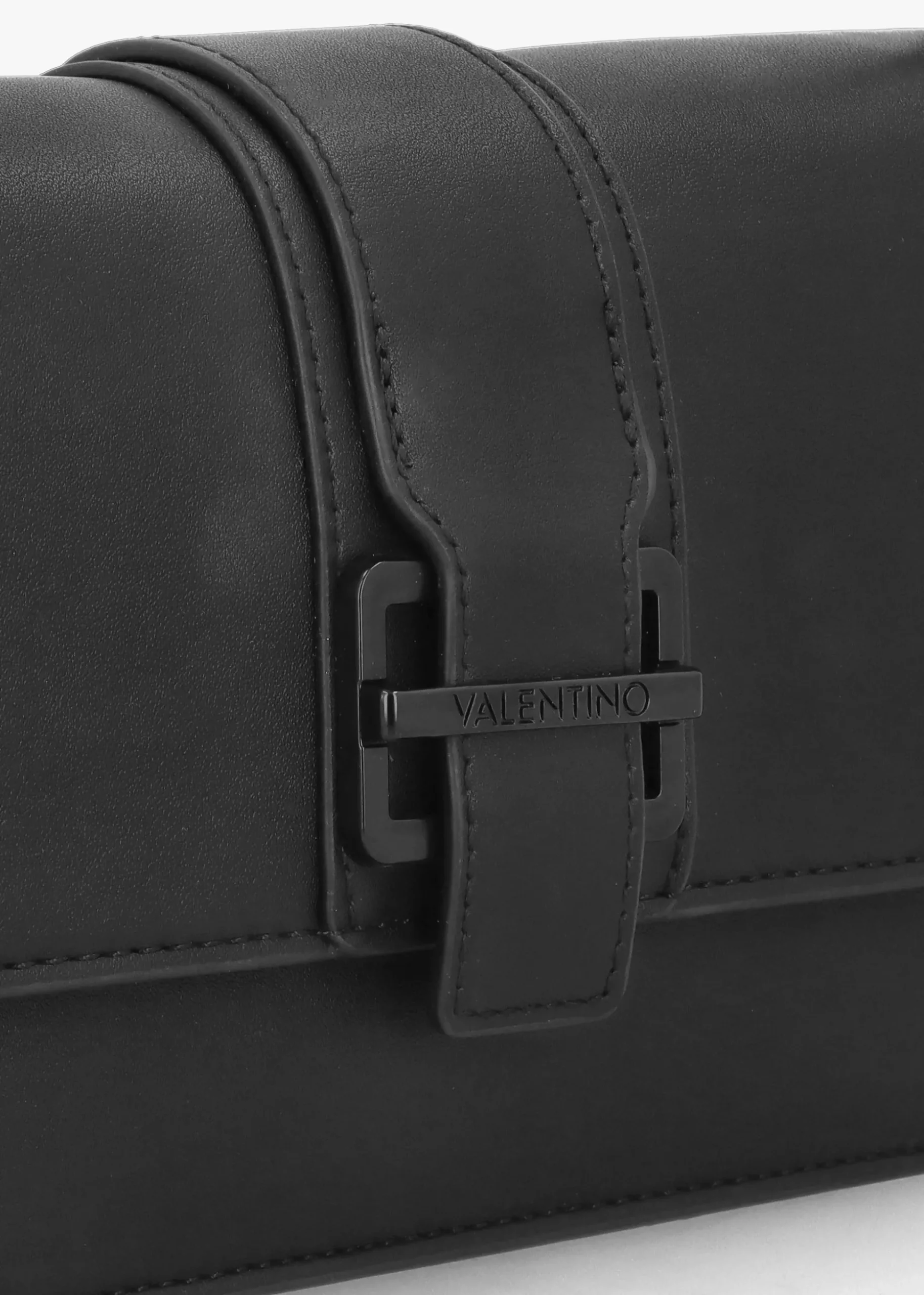 Dejavu Nero Shoulder Bag