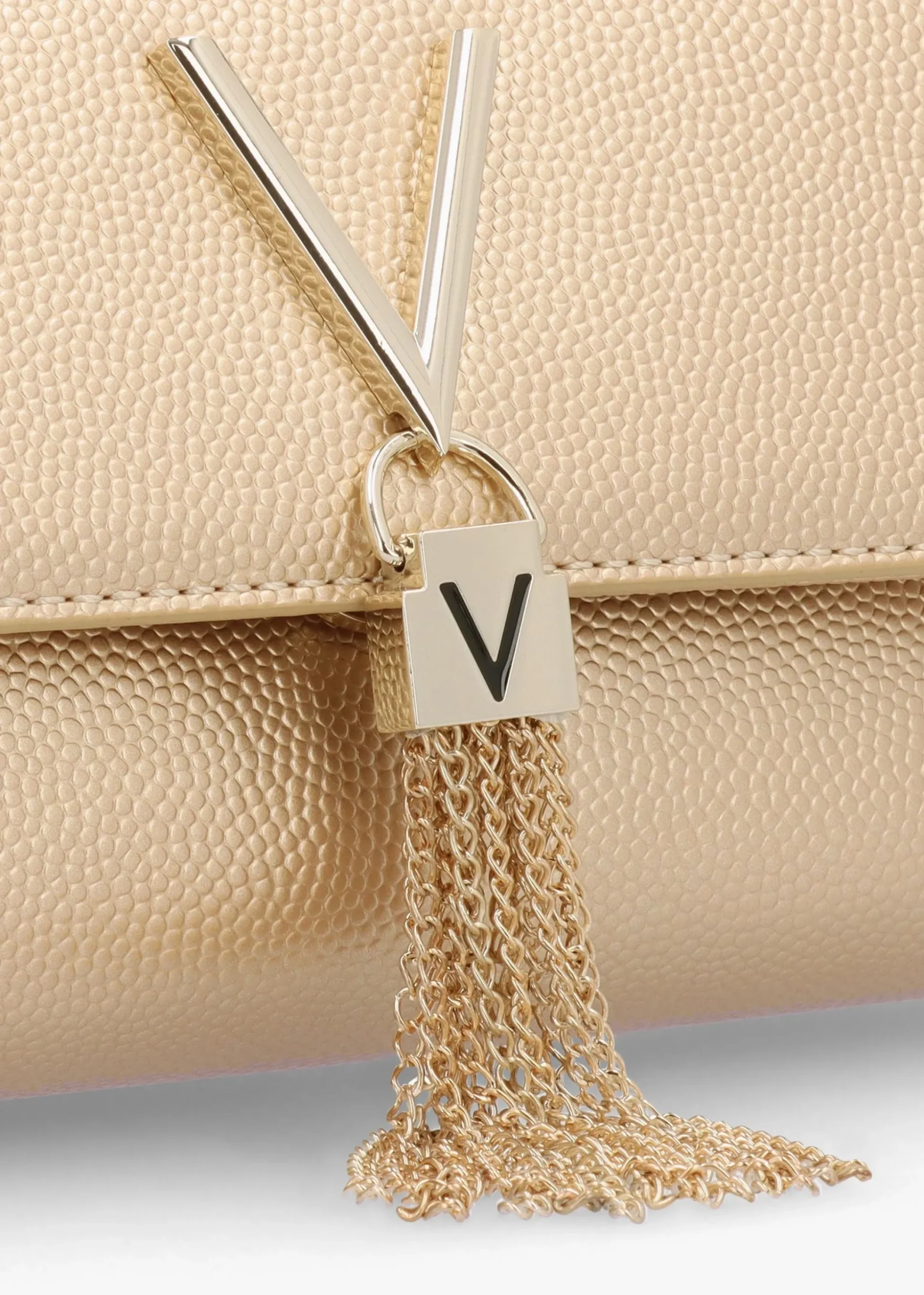 Divina Oro Pebbled Shoulder Bag
