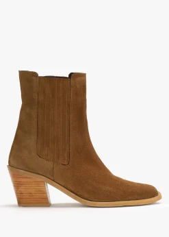 Indie Tan Suede Western Chelsea Boots