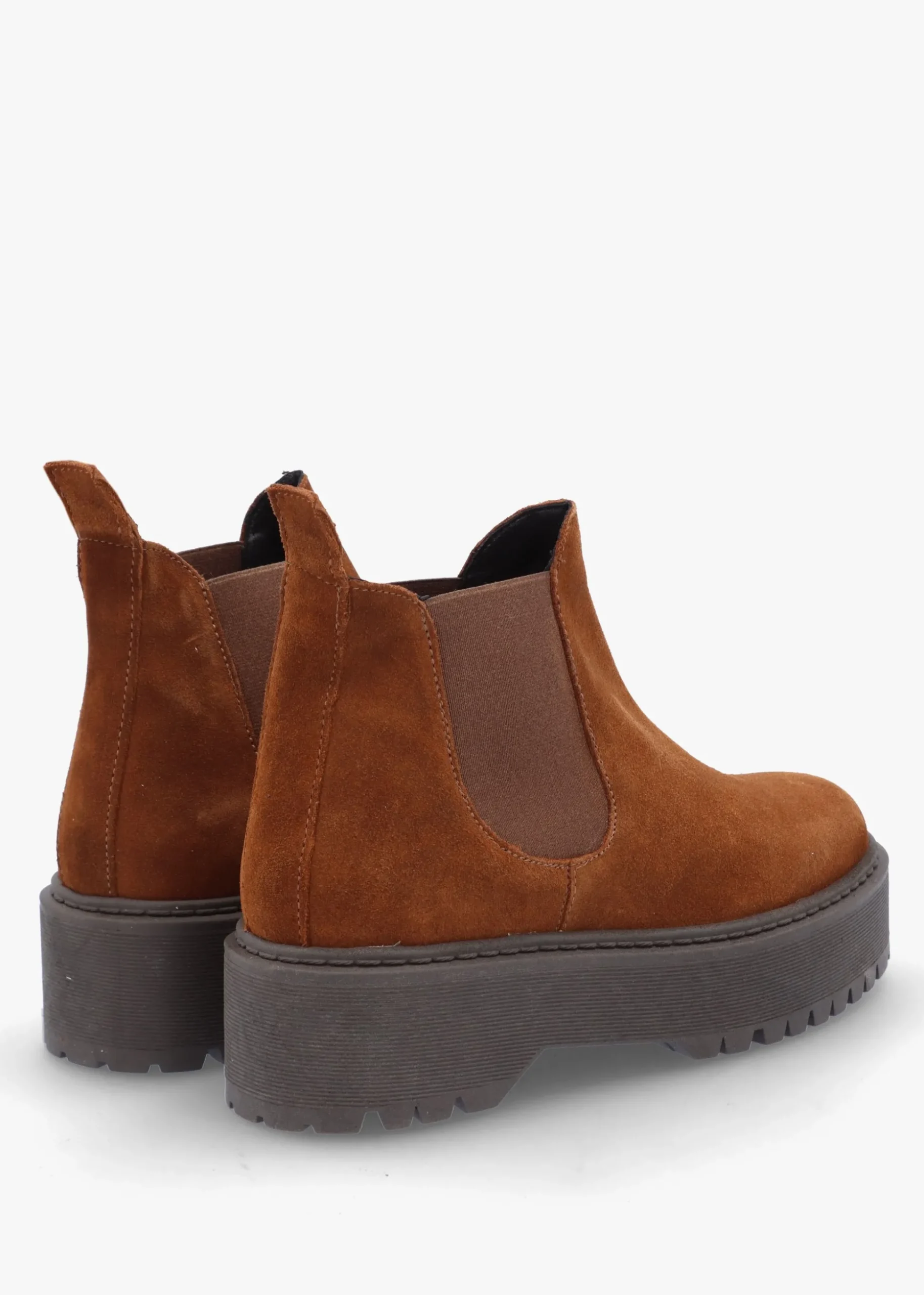 Lassi Tan Suede Chunky Chelsea Boots