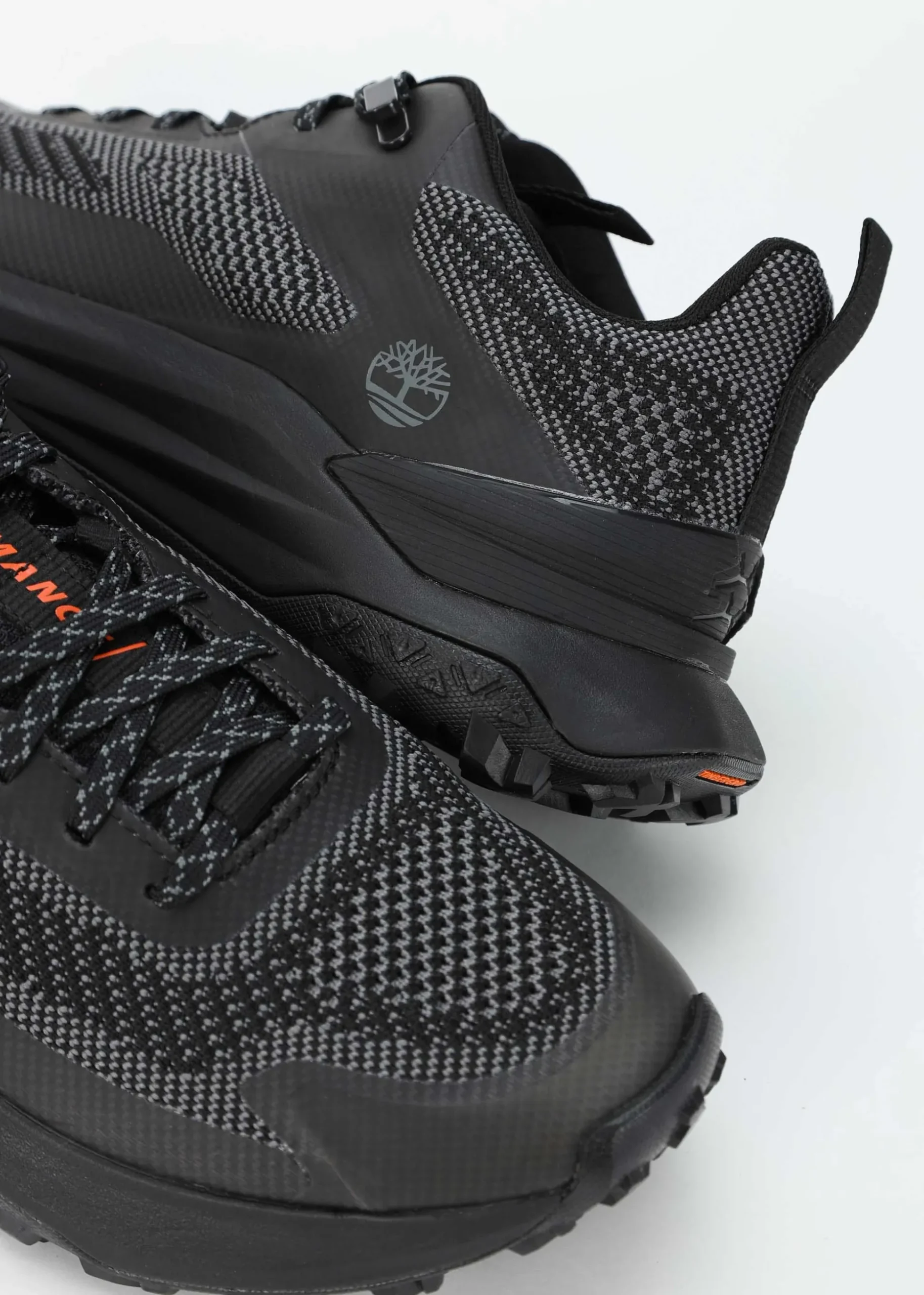 Men's Motion Access Blackout Trainers