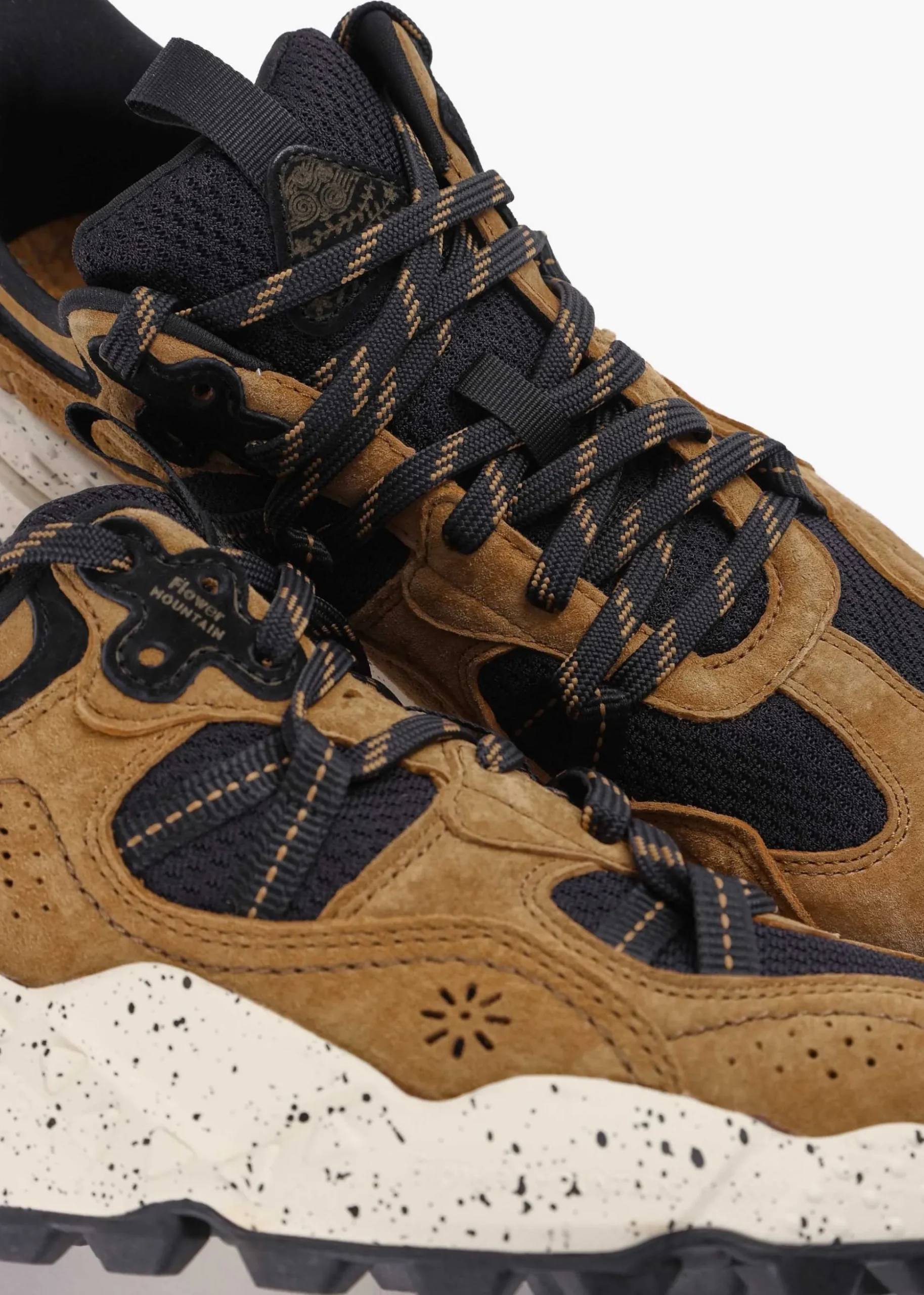 Men's Tiger Hill Brown Suede/Nylon Mesh Trainers