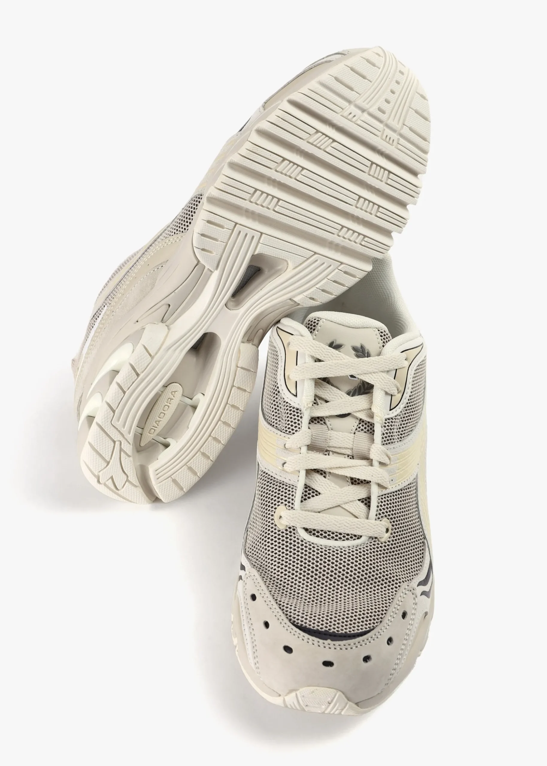 Mythos Propulsion 280 M2 Suede Fog Silver Grey Trainers