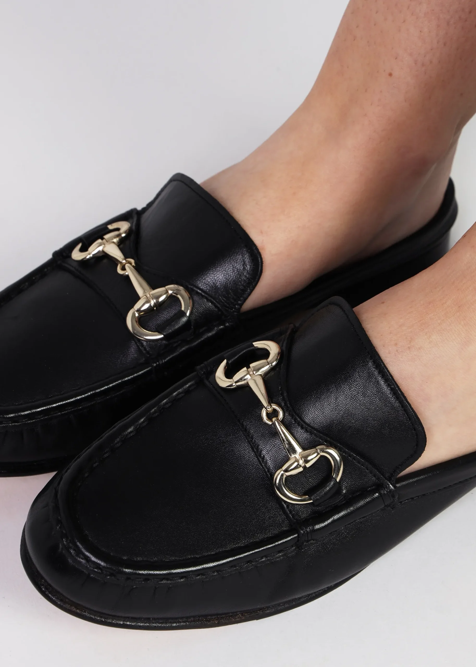 Pule Black Leather Backless Mule Loafers