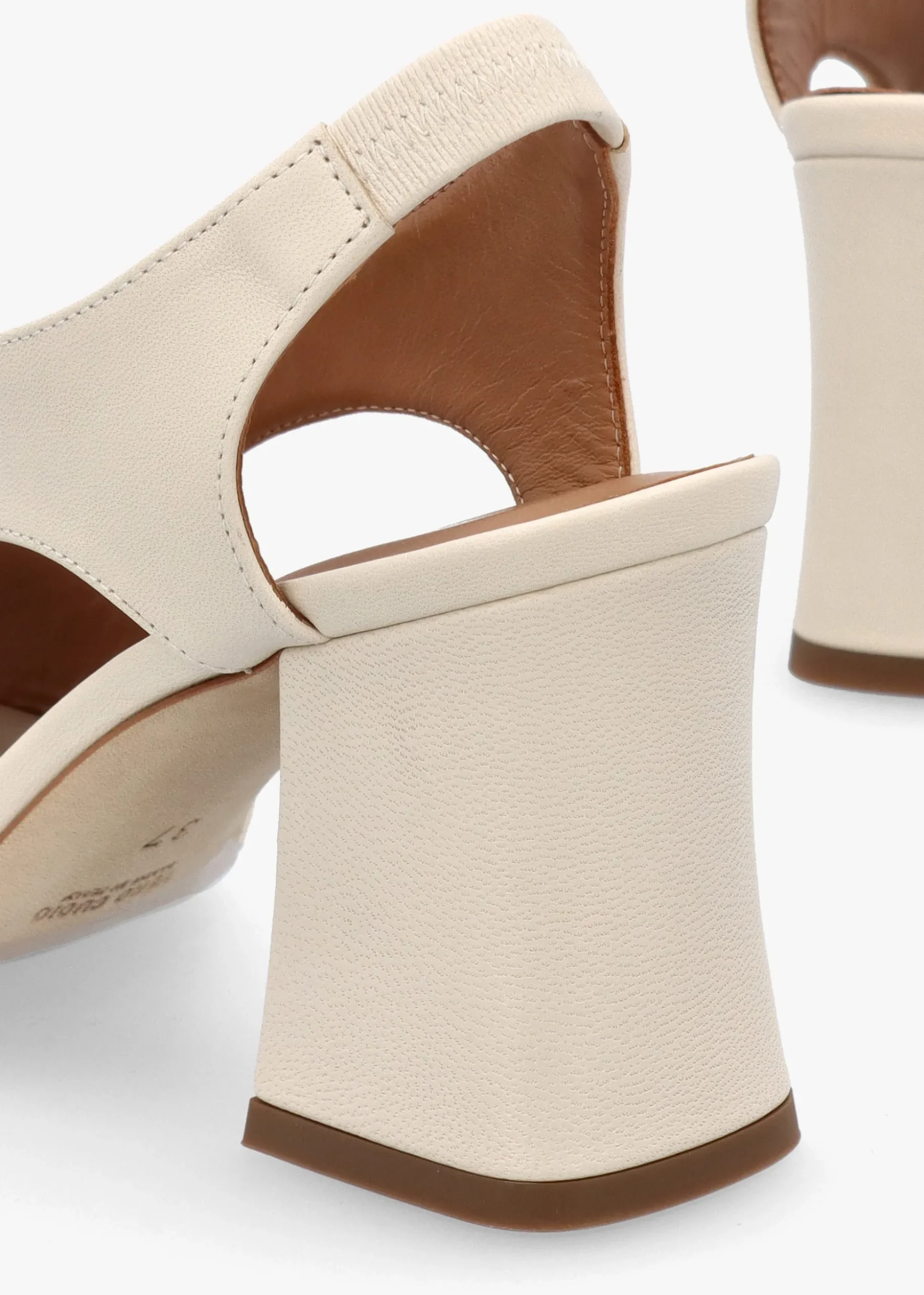 Scoop Cream Leather Cut Away Shaped Heel Sandals
