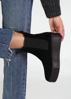 Tred Black Suede Flatform Chelsea Boots
